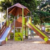 Žaidimų aikštelių kompleksai vaikams nuo 2 iki 10 metų – kolekcija 'MAXI'