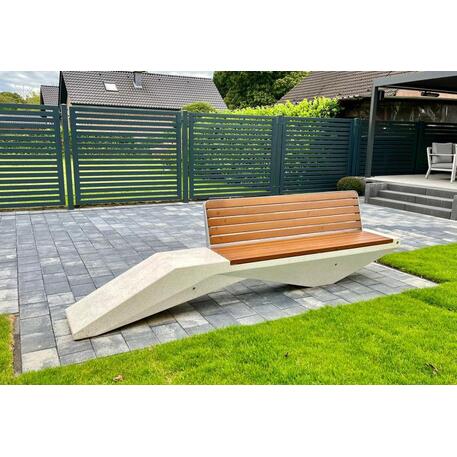 Betoninis suoliukas su natūralaus marmuro ir granito skaldos paviršiumi bei medine sėdima dalimi 'Premium / 330x61xH/84cm / BS-246'