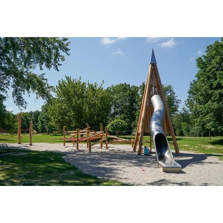 Children's playground element 'L3.43000 _Big Pyramid Tower, H/13m'