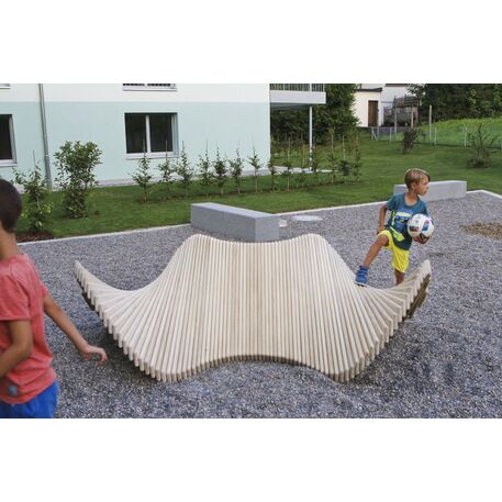 Lauko suoliukas-skulptūra viešosioms erdvėms „Chillen“ iš kolekcijos Smartcity®