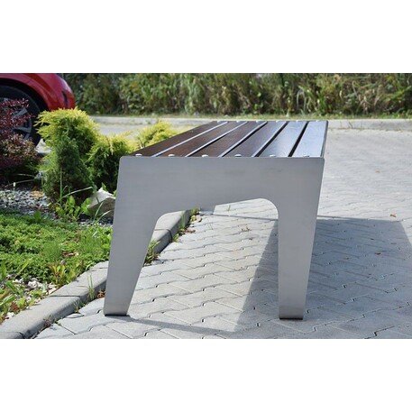 Металлическая скамейка без спинки с деревянным сиденьем 'MBG/94-Nemezja I / 182cm'