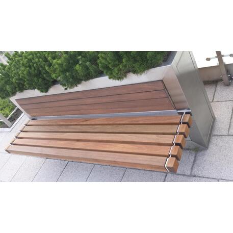 Metalowa donica z zintegrowaną ławką z drewna Iroko 'Premium Collection / STF/13-04-18_01/MDL'