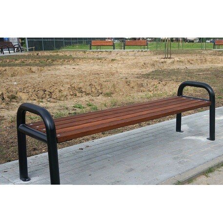 Металлическая скамейка без спинки с деревянным сиденьем 'MBG/84-Promyk II / 160-190cm'
