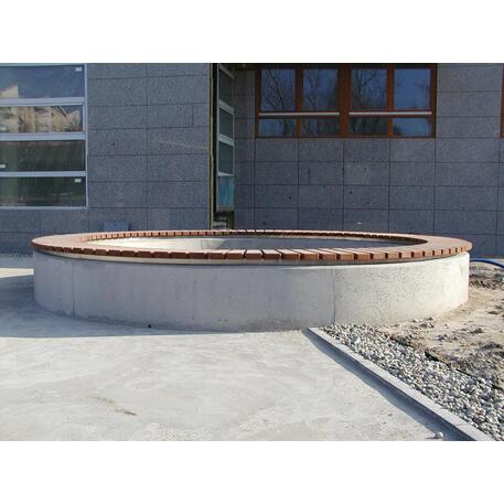 Concrete bench without backrest and with Iroko wood seating 'Premium Collection / STF/13-02-39_02/MDL'