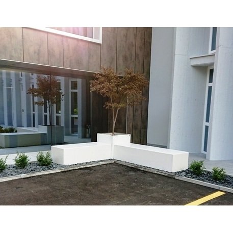 Kvadratinis metalinis lauko vazonas (gėlinė) 'Piramide / Square'