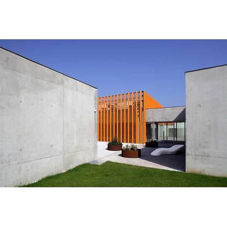 Betoninis gultas, šezlongas 'Slope'