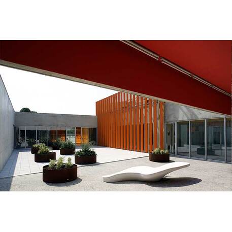 Betoninis gultas, šezlongas 'Slope'