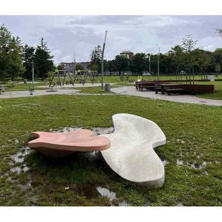 Betoninis gultas, šezlongas 'Slope'