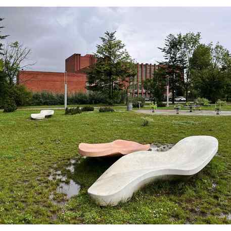 Betoninis gultas, šezlongas 'Slope'