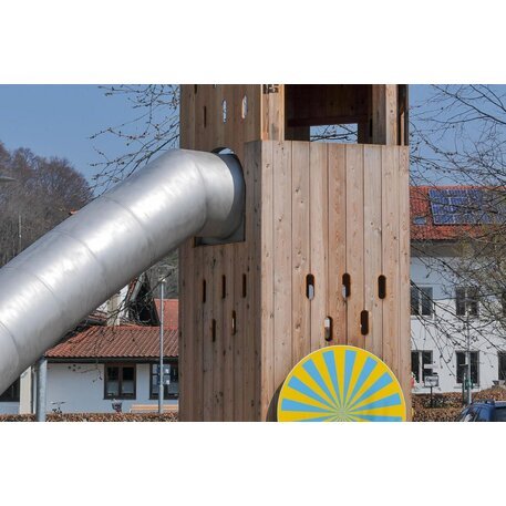 Bērnu rotaļu laukuma elements 'L3.20800 _Pentagonal Tower, larch and steel feet'