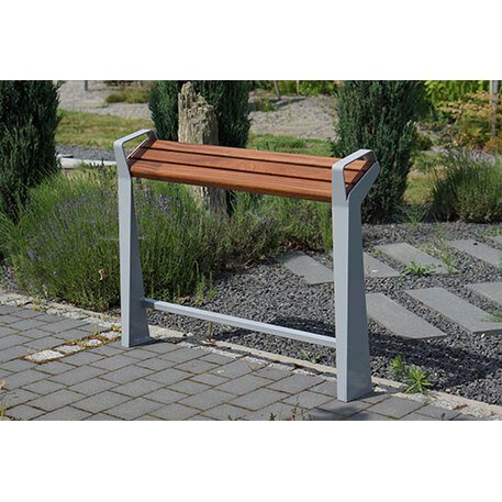 Schienale da appoggio in piedi per fermate degli autobus in legno di iroko 'Flow / 004202'