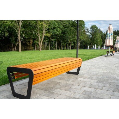 Металлическая скамейка без спинки с деревянным сиденьем 'MBG/87-Koliber / 182cm'