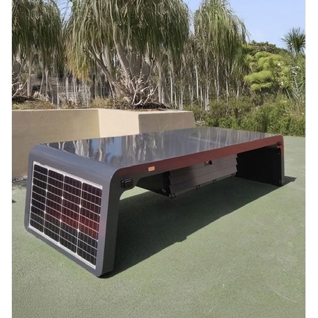Išmanus suoliukas su saulės baterija, USB įkrovimu ir Smart City funkcijomis 'Denver Smart Bench'