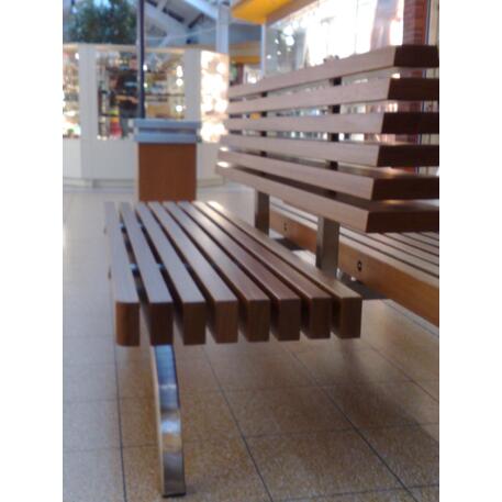 Двусторонняя металлическая скамейка с спинкой, изготовленная из древесины Ироко 'Premium Collection / STF/13-04-03/MDL'