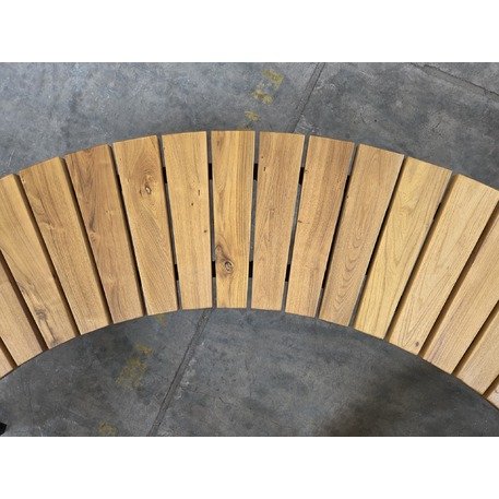 Metalinis suolas (suoliukas) be atlošo, pagamintas iš Iroko medienos 'Helio / 012136'