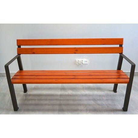 Metalinis suolas su atlošu ir medine sėdimąja dalimi 'MBG/09-Kinga / 150-180cm'