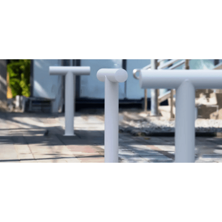 Metalinė apsauginė pėsčiųjų atitvėrimo tvorelė miestams 'Tau - 612'