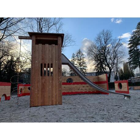 Kinderspielplatzelement 'L2.30001 _Tower Combination 30, made of larch all elements with steel feet'