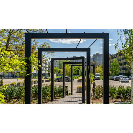 Metalinė pergolė su supynėmis iš iroko medienos 'Premium Collection / STF/25-31-05/MDL'