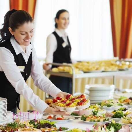 Serving trolley - three shelves (1,0 x 0,5m)