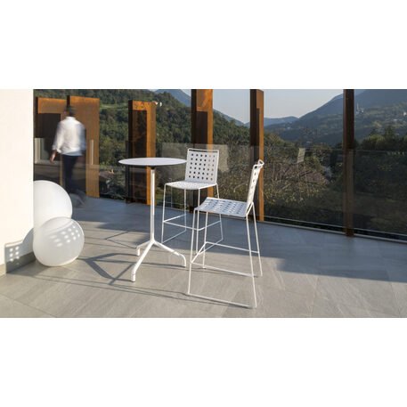 Outdoor / Indoor metal round table for cafes, terraces 'Ribaltino_⌀690mm'