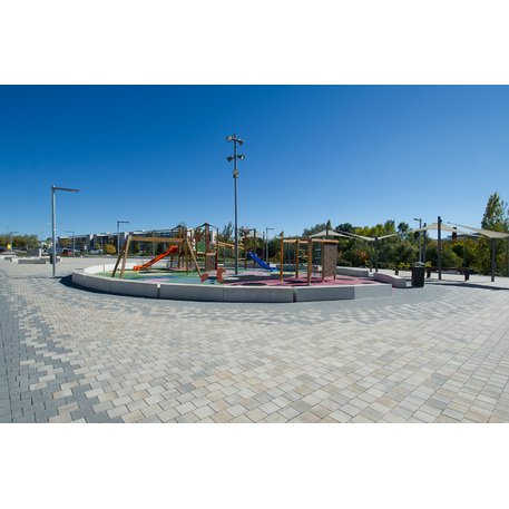 Коллекция бетонной плитки разных размеров и цветов 'Terana® light'