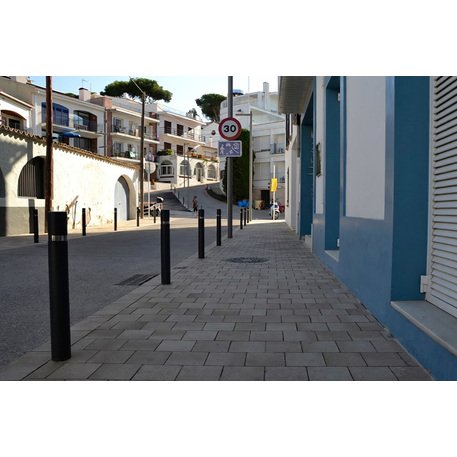 Коллекция бетонной плитки разных размеров и цветов 'Terana® light'