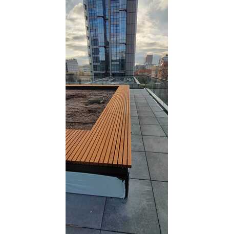 Concrete bench without backrest and with Iroko wood seating 'Premium Collection / STF/13-02-46_01/MDL'