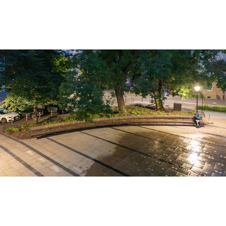 Lenktas arba tiesus metalinis suolas (suoliukas) su atlošu iš Iroko medienos 'Premium Collection / STF/24-04-11_01/MDL'