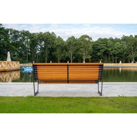 Metalinis suolas su atlošu ir medine sėdimąja dalimi 'MBG/02-Koliber / 182cm'