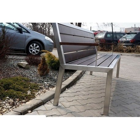 Metalinis suolas su atlošu ir medine sėdimąja dalimi 'MBG/22-Roma / 190cm'