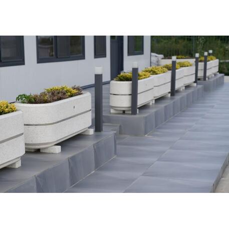 Betoninis vazonas – gėlinė, padengta smulkia granito skaldele 'Premium / 150x45xH/45cm / BS-27'