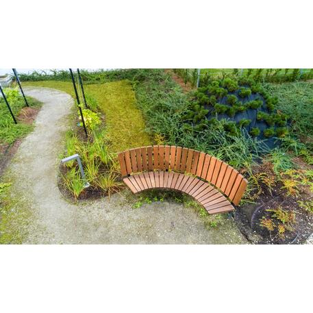 Металлическая скамейка со спинкой, изготовленная из древесины Ироко 'Premium Collection / STF/13-04-17_02/MDL'