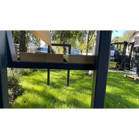 Metalinis suoliukas su atlošu, pagamintas iš Iroko medienos 'Premium / STF/04-04-01/MDL'