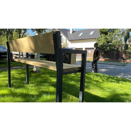 Metalinis suoliukas su atlošu, pagamintas iš Iroko medienos 'Premium / STF/04-04-01/MDL'