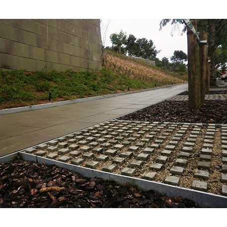 Betoninė ažūrinė trinkelė, plytelė 'Losantilla ®'