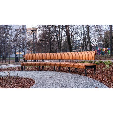 Lenktas arba tiesus metalinis suolas (suoliukas) su / be atlošo, pagamintas iš Iroko medienos 'Premium Collection / STF/26-04-17/MDL'