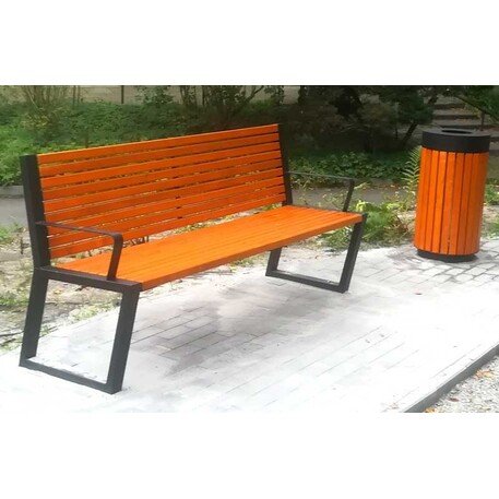 Металлическая скамейка со спинкой и деревянным сиденьем 'MBG/42-Semi III / 190cm'