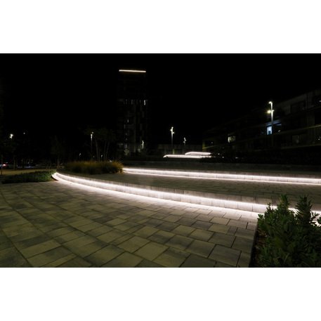 Collezione di pavimentazioni in calcestruzzo di varie dimensioni e colori 'Terana® taco'