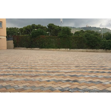 Collezione di pavimentazioni in calcestruzzo di varie dimensioni e colori 'Terana® taco'