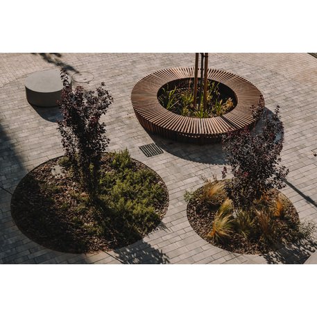 Collezione di pavimentazioni in calcestruzzo di varie dimensioni e colori 'Terana® taco'