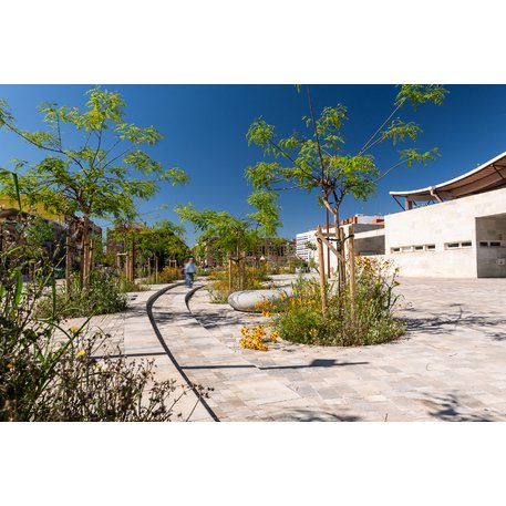 Collezione di pavimentazioni in calcestruzzo di varie dimensioni e colori 'Terana® taco'