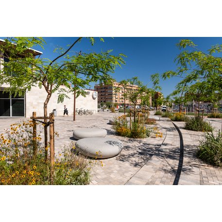 Collezione di pavimentazioni in calcestruzzo di varie dimensioni e colori 'Terana® taco'