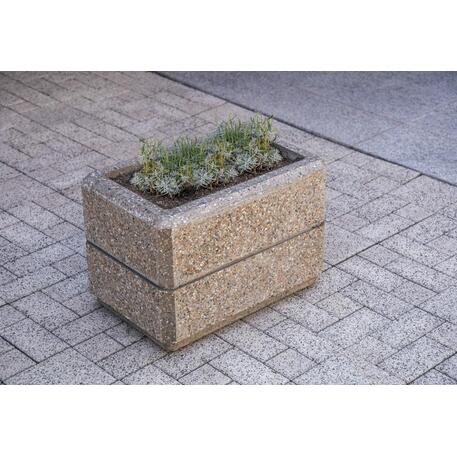 Kvadratinis betoninis vazonas – gėlinė, padengta smulkia granito skaldele 'Premium / 58x38xH/40cm_BS-175'