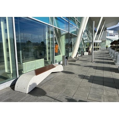 HPC Terrazzo betoninis suolas su medine sėdimąja dalimi BS-232 | Urban Premium Collection