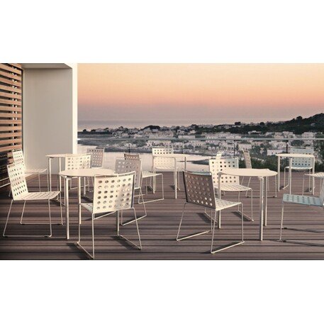 Outdoor / Indoor metal round table for cafes, terraces 'LEG.03_⌀590mm'