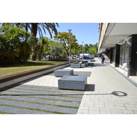 Modulinis betoninis suolas – su arba be medinės sėdimos dalies 'Premium / Basic 60 / MDL_120cm'