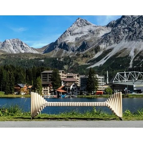 Lauko suoliukas-skulptūra viešosioms erdvėms „Simple“ iš kolekcijos Smartcity®