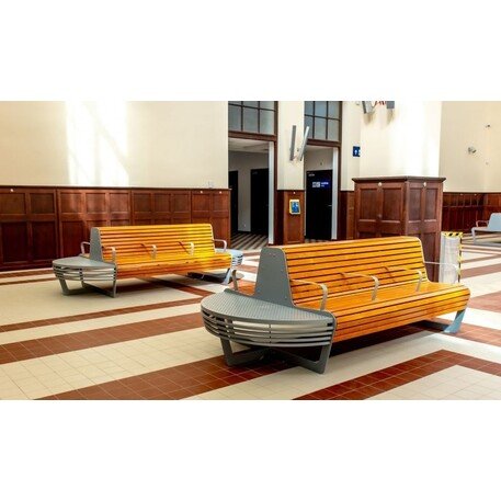 Metalinis suolas su atlošu ir medine sėdimąja dalimi 'MBG/63-Koliber / 293cm'