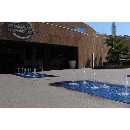 Collezione di pavimentazioni in calcestruzzo di varie dimensioni e colori 'Terana® art'